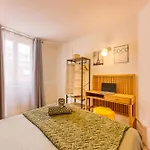 Versailles Rustic - Charm & Comfort 7min Palace Ле-Шене
